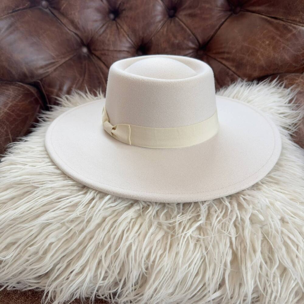 Wide Brim Boater Hat in Faux Felt - Structured Hat with Ribbon White - Picture 6 of 6